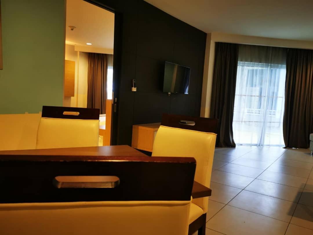 Century Langkasuka Resort Langkawi Pantai Cenang  Zewnętrze zdjęcie